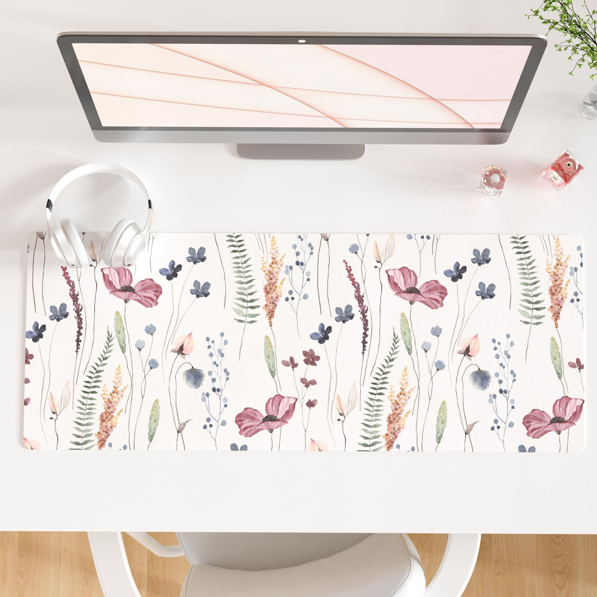 QiyI PU Leather Large Mouse Pad, Office Decor, 31.5" x 15.7", Rose Gold